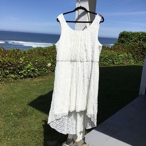 Love Reign White Lace Hi-Low Lined Dress🔴